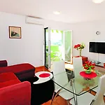Beverly Apartment Omiš