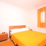 Apartment Beverly Omiš