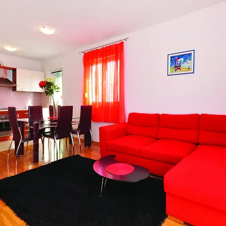 Beverly Apartment Omiš