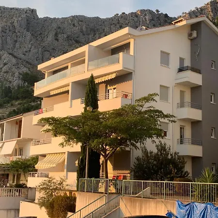 Beverly Διαμέρισμα