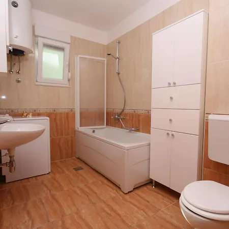 Beverly Apartman Omis