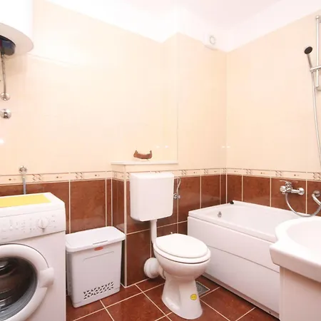 Apartman Beverly Omis